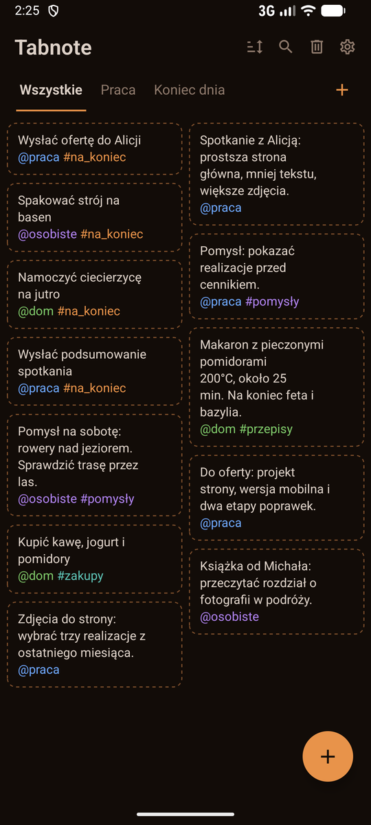 Aktualny Tabnote: codzienne notatki oraz zakładki Wszystkie, Praca i Koniec dnia